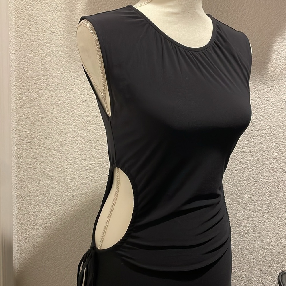 Open Edit black side cutout maxi dress! Vacation ready! Easy fabric. Size Small.